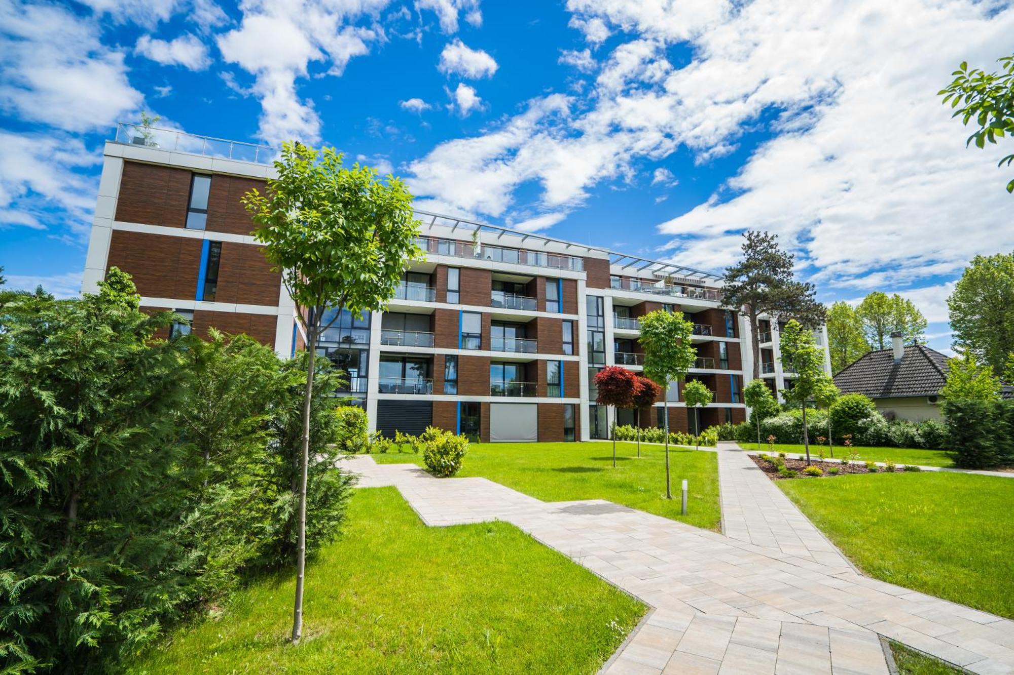 Mf Port Azur Wellness Apartments Siofok Exterior photo