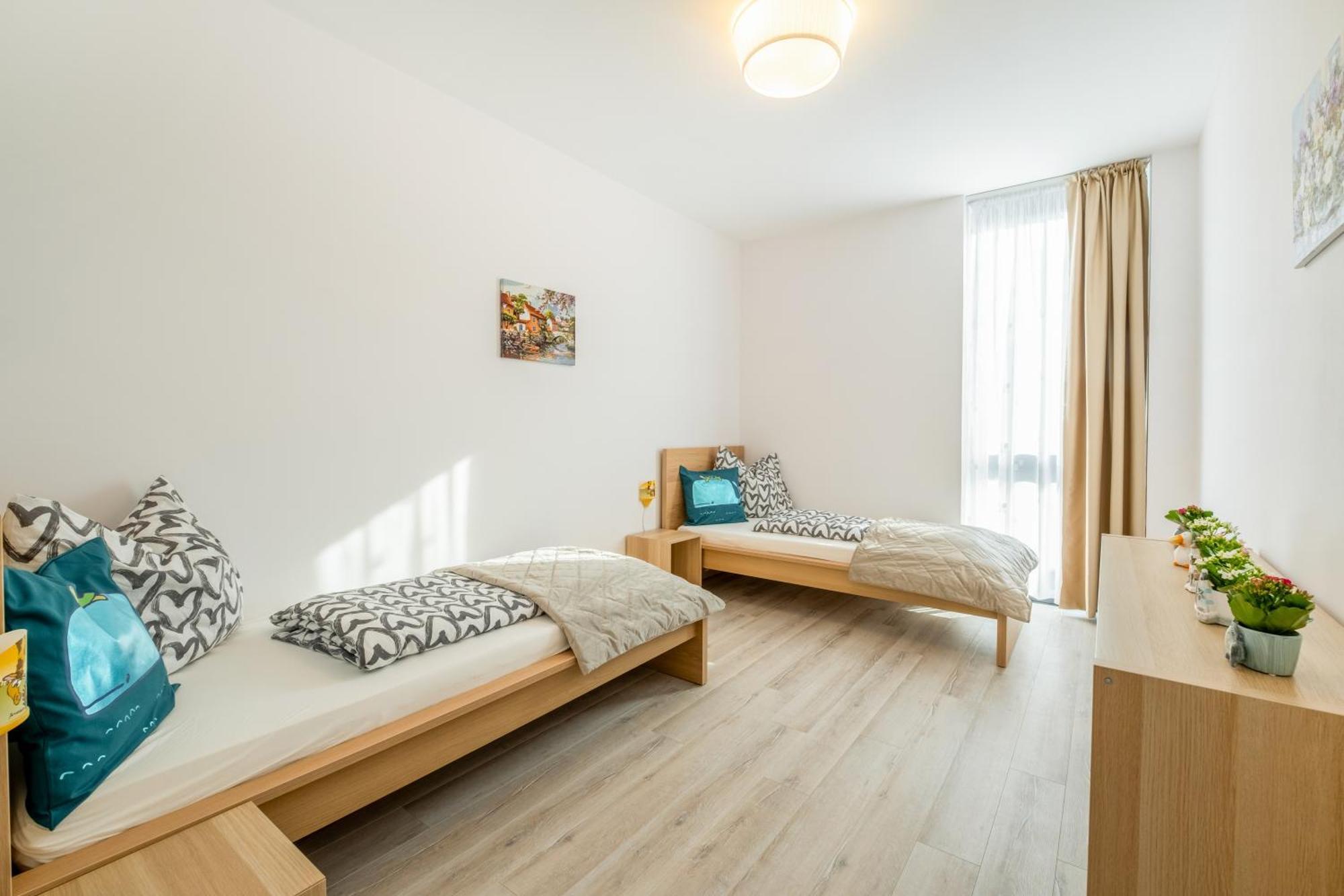 Mf Port Azur Wellness Apartments Siofok Exterior photo